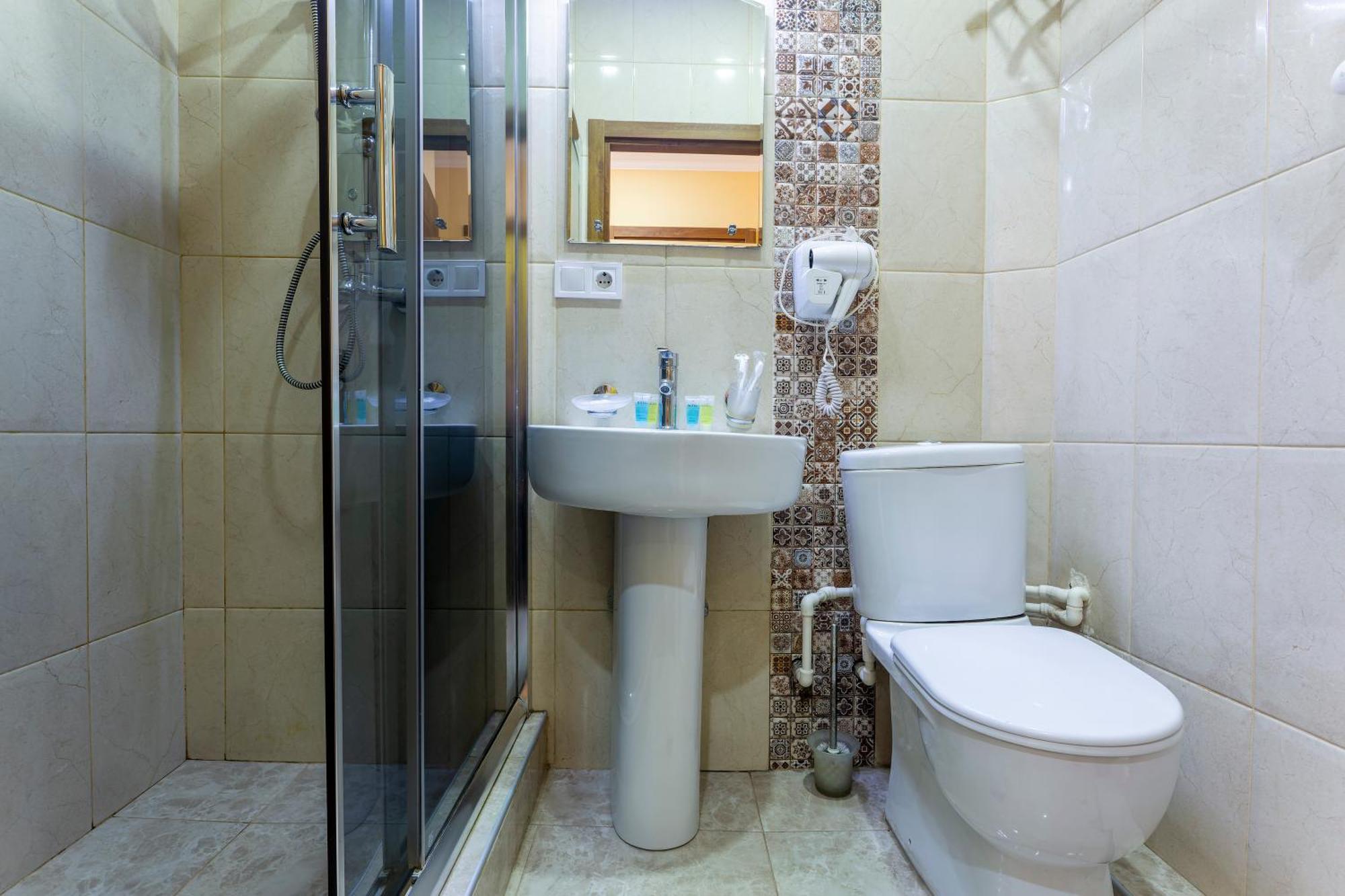 Hotel Middleton Tbilisi Exterior foto